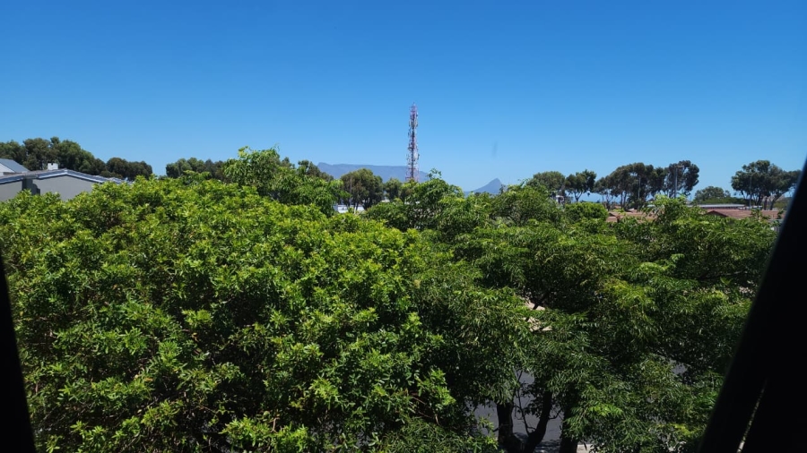 To Let 1 Bedroom Property for Rent in Sunridge Western Cape